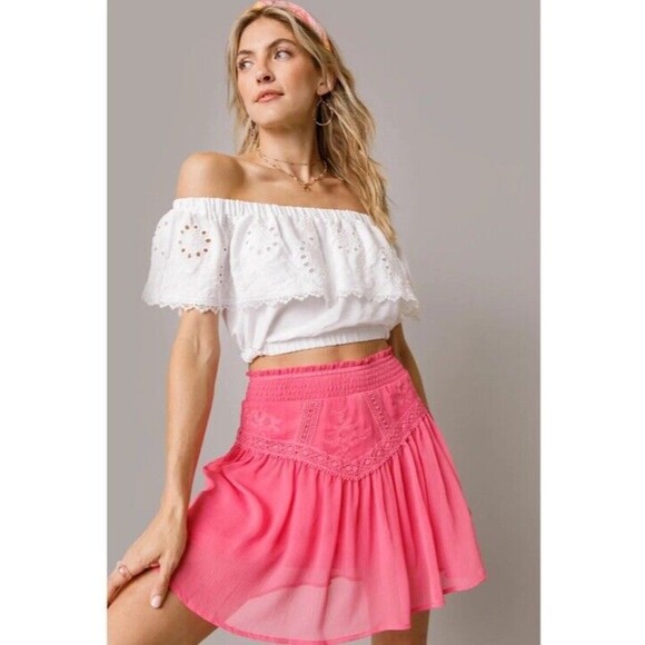 Mi Ami Francesca's White Paula Off The Shoulder Eyelet Ruffle Crop Blouse Size S - Picture 1 of 13